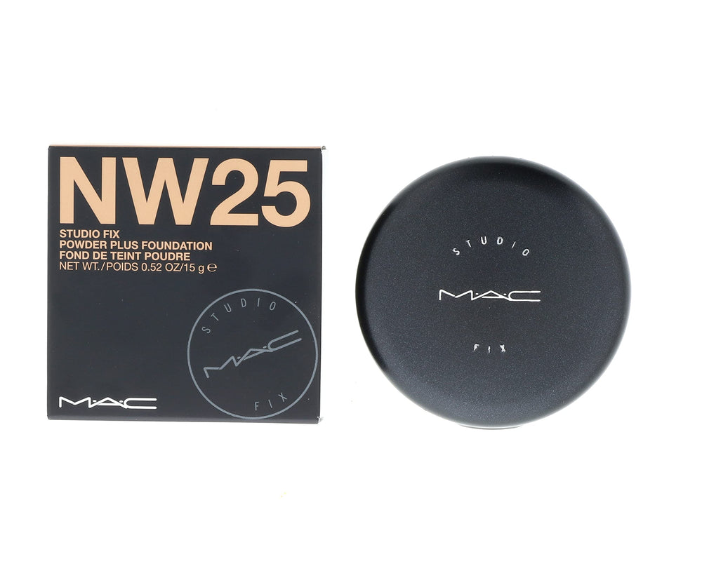 Illuminations MAC Studio Fix full-coverage swatch reveals a seamless matte complexion.