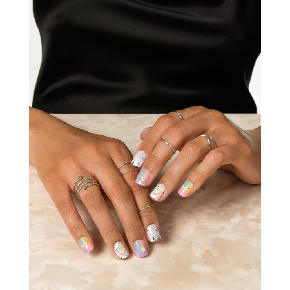 imPRESS No-Dry-Time nails demonstrating instant wear without drying time