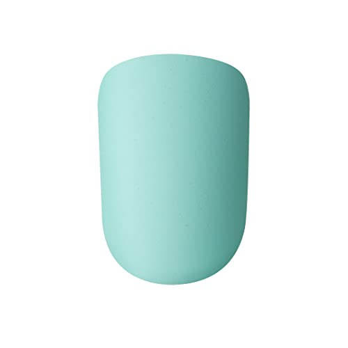 imPRESS Rain Check con forma squoval azul corto para aspecto natural.