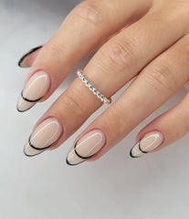 IN.HYPE builder gel beige-7 swatch highlights self-leveling and beginner-friendly use.