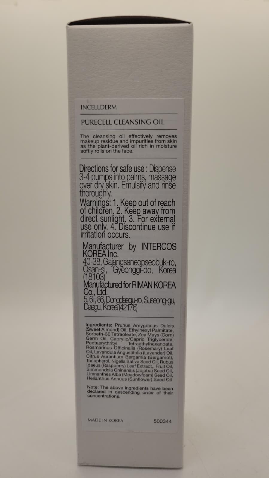 INCELLDERM PureCell cleansing oil plant-based formula—free from harsh chemicals and gentle on pores.