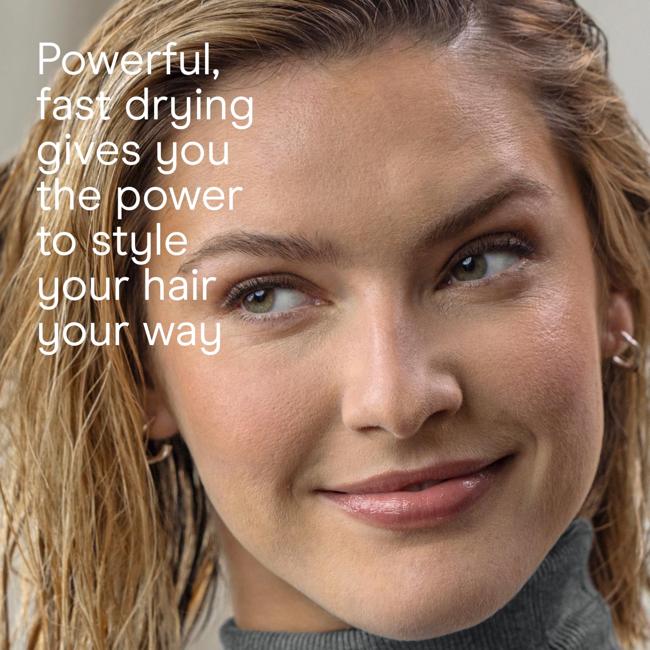 INFINITI PRO by CONAIR DigitalAIRE diffuser creates defined curls with soft, bouncy movement.