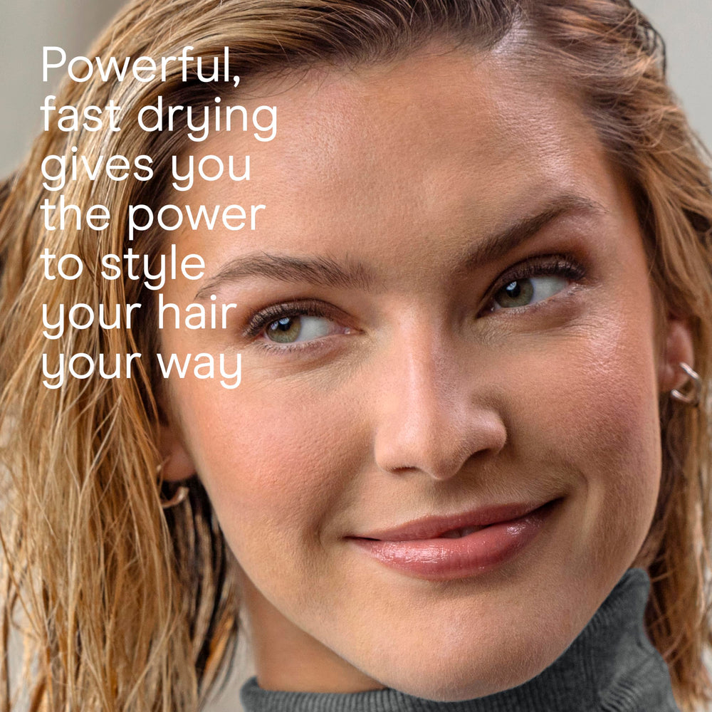 INFINITI PRO by CONAIR DigitalAIRE diffuser creates defined curls with soft, bouncy movement.