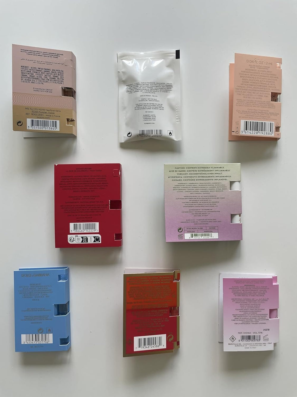 Infinite Scents daily fragrance test-kit — explore new notes before making a purchase.