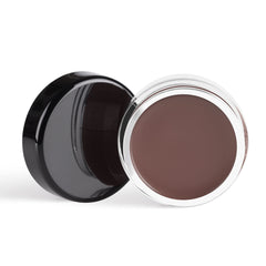 Inglot AMC Eyeliner Gel waterline-use shows versatile, safe application on sensitive eyes.