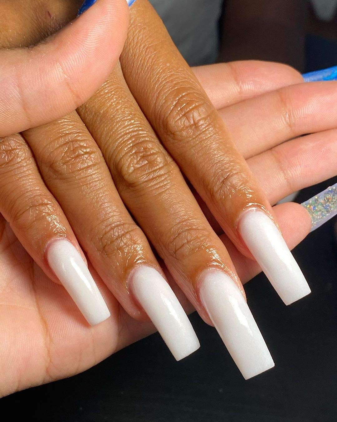IN.HYPE builder gel cures in LED UV in 60 seconds with no heat