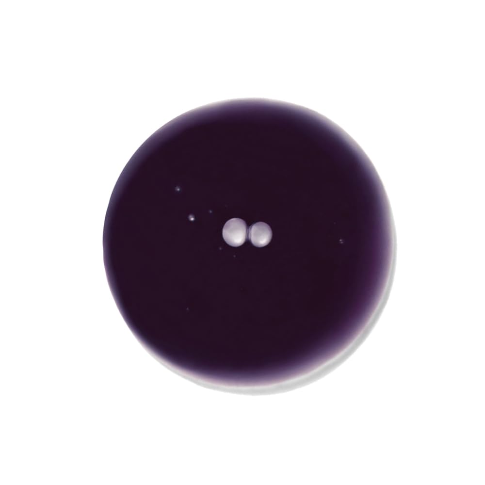 INNERSENSE Bright Balance Purple Toning Hairbath pour demonstrates even distribution for consistent toning.