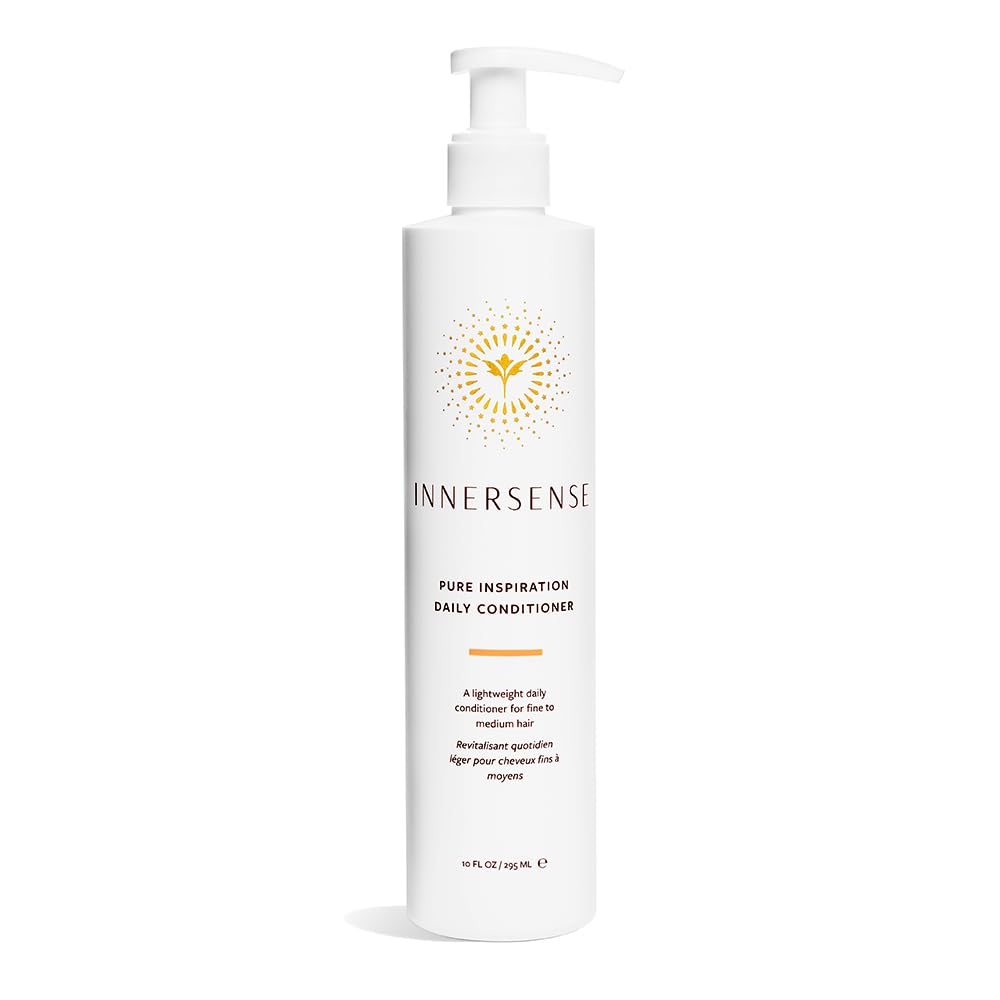 INNERSENSE daily-conditioner bottle closeup shows organic formula for nourished hair.