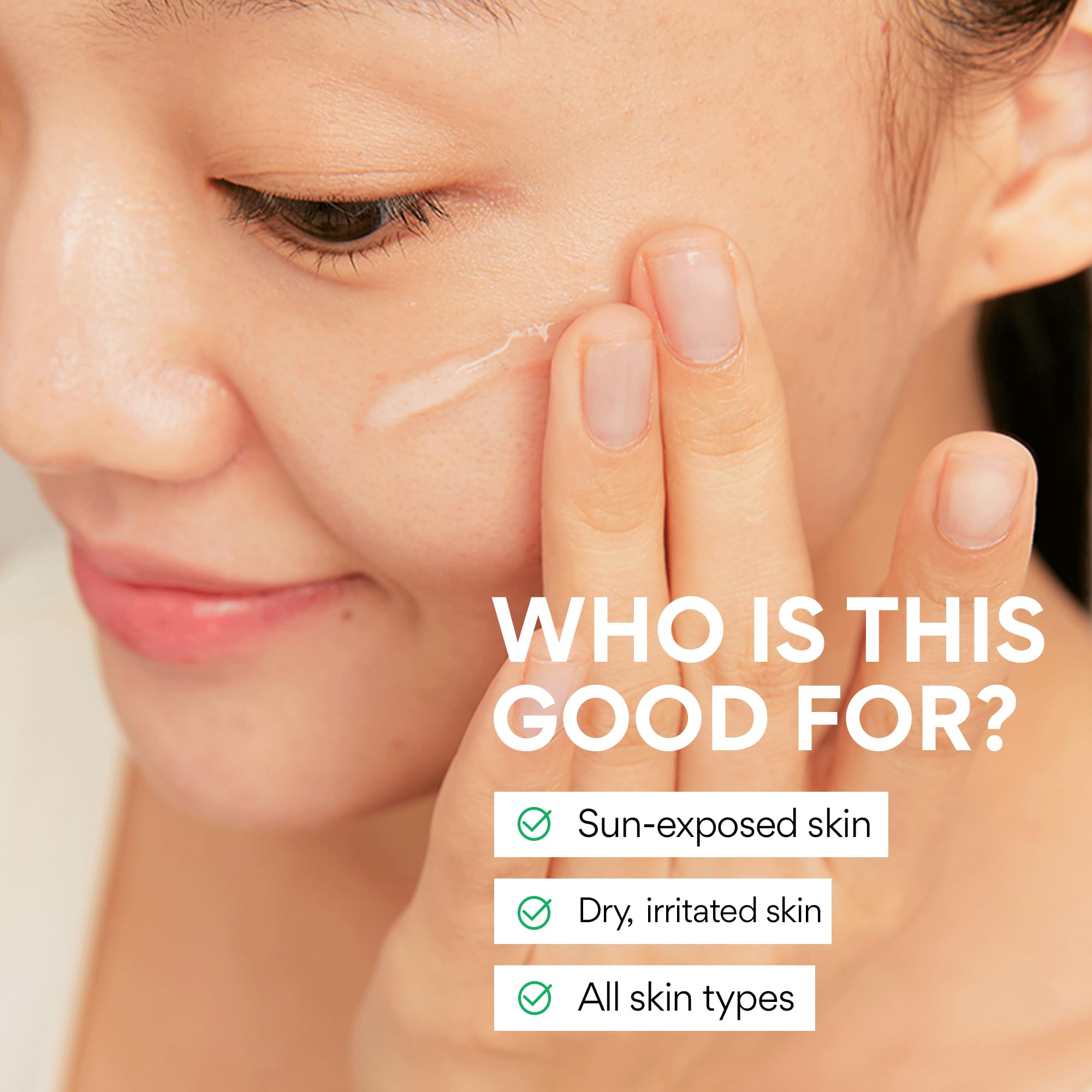 Innisfree Aloe gel after sun softens skin and relieves dryness without stickiness.