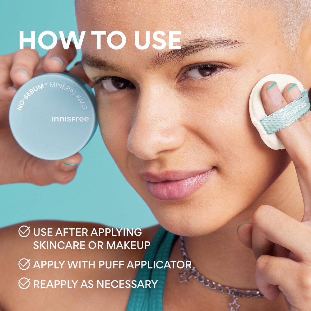 Innisfree No Sebum Mineral Pact provides dermatologist-friendly pore-blurring feel