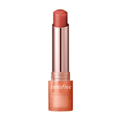 Innisfree Dewy Tint Lip Balm Love Beige application for a hydrated, dewy finish