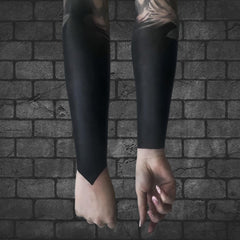 Intenze Black Label tattoo ink bottle label details – clear branding and compliance information.