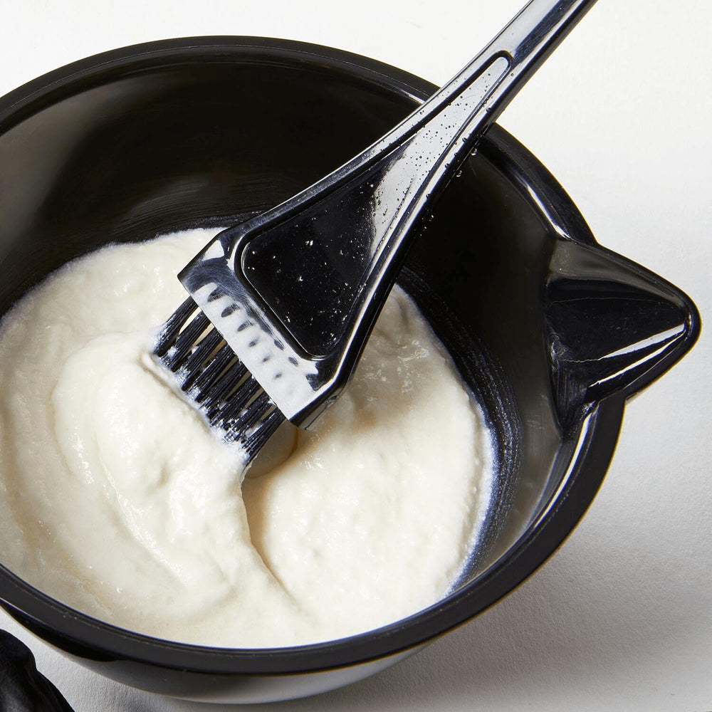 Ion Bright White Creme Lightener demonstrates professional mixing ratios for on- and off-scalp applications