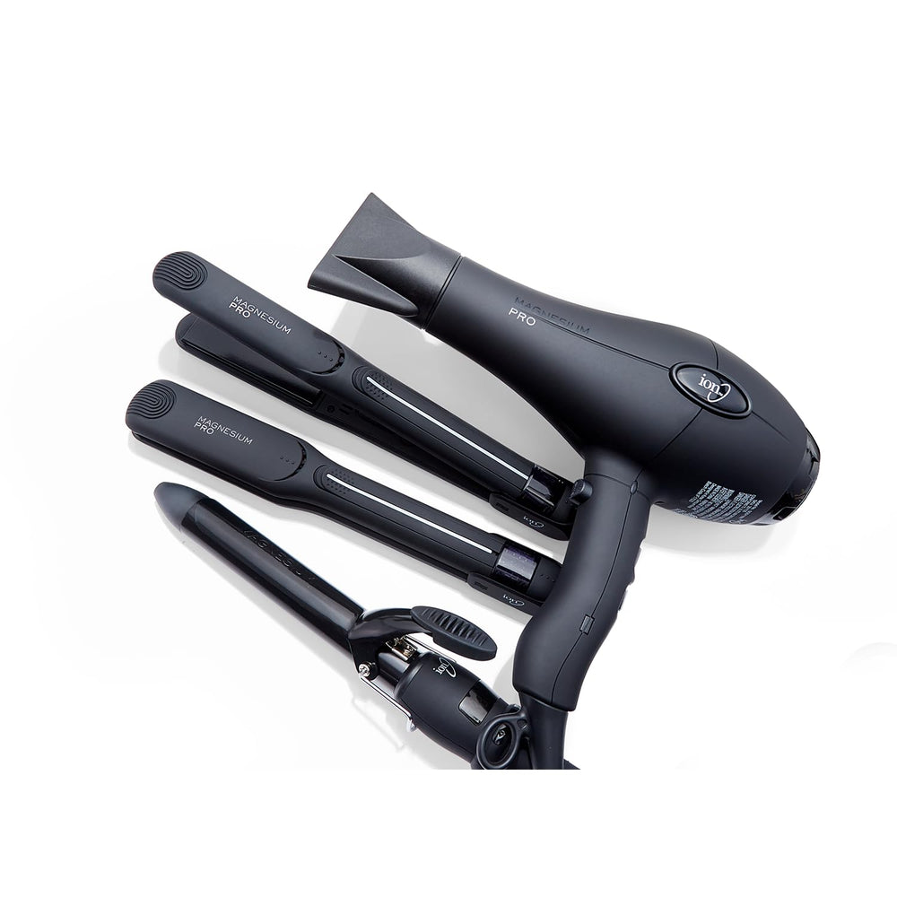 Ion Magnesium flat iron auto shut-off indicator for safer styling sessions.