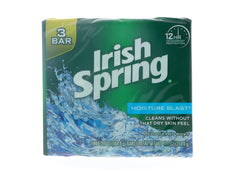Irish Spring Moisture Blast bar soap suds for quick rinsing and refresh.