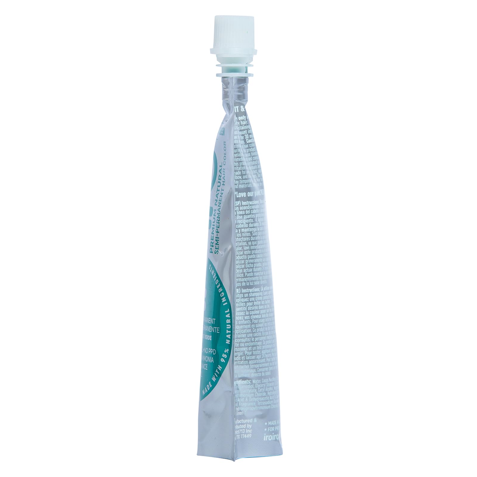 IROIRO cream-based dye application demonstrates smooth, gentle color delivery on hair.