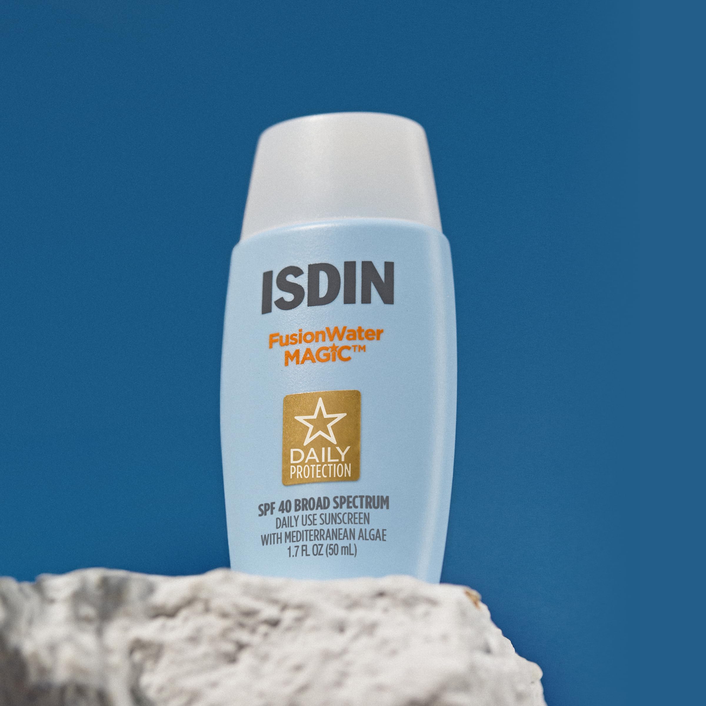 ISDIN 360-degree protection graphic highlights shielding from pollution.