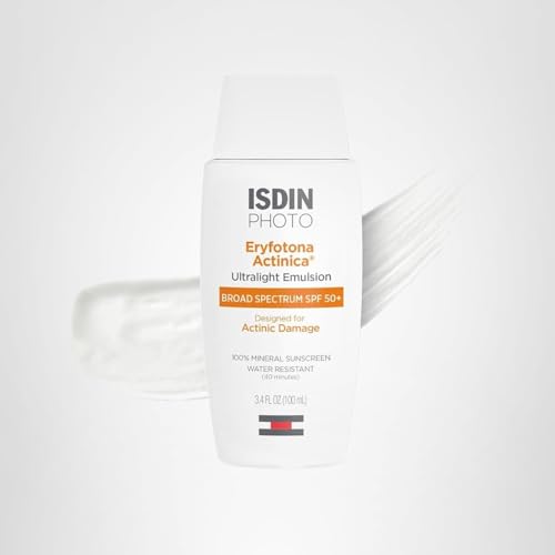 ISDIN Eryfotona Actinica under makeup use demonstrates a seamless base for makeup wear