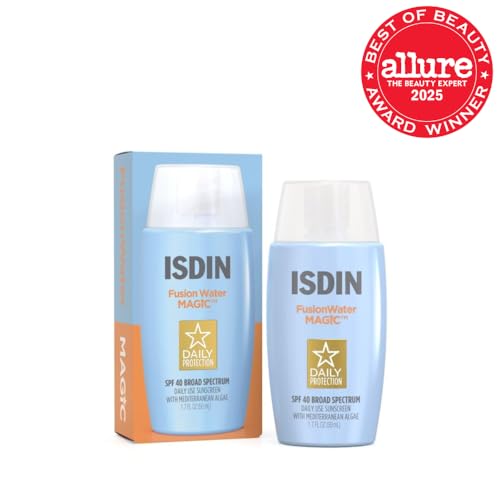 ISDIN Fusion Water MAGIC application motion demonstrates fast absorption for a non-greasy finish.