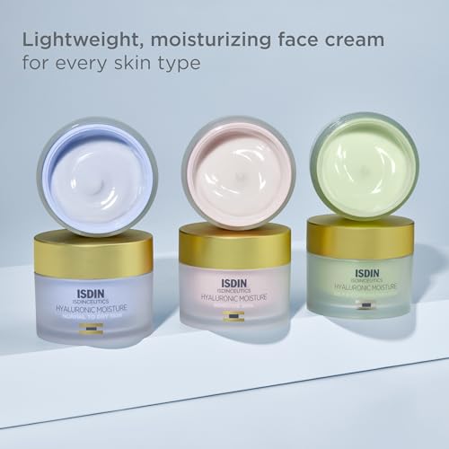 ISDIN Isdinceutics Hyaluronic Moisture swatch highlights a non-greasy finish.