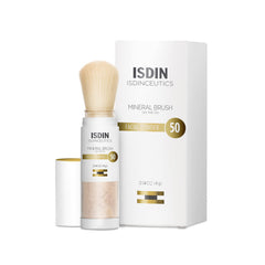 ISDIN Mineral Brush Powder case closed, portable shield against pollution on the go.