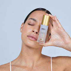 ISDIN Isdinceutics Hyaluronic Concentrate dispenser shot indicating easy application for daily use