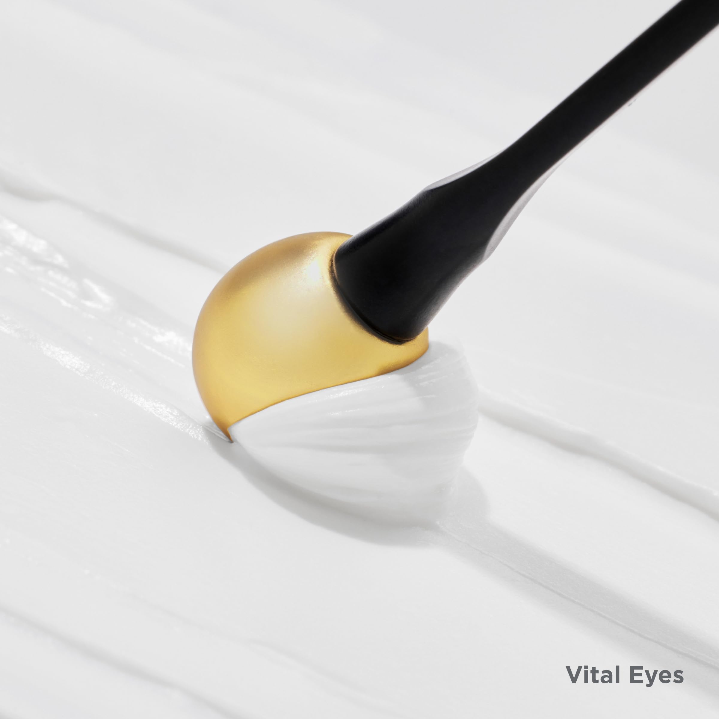 ISDIN Isdinceutics Vital Eyes texture closeup highlights creamy consistency for overnight repair.