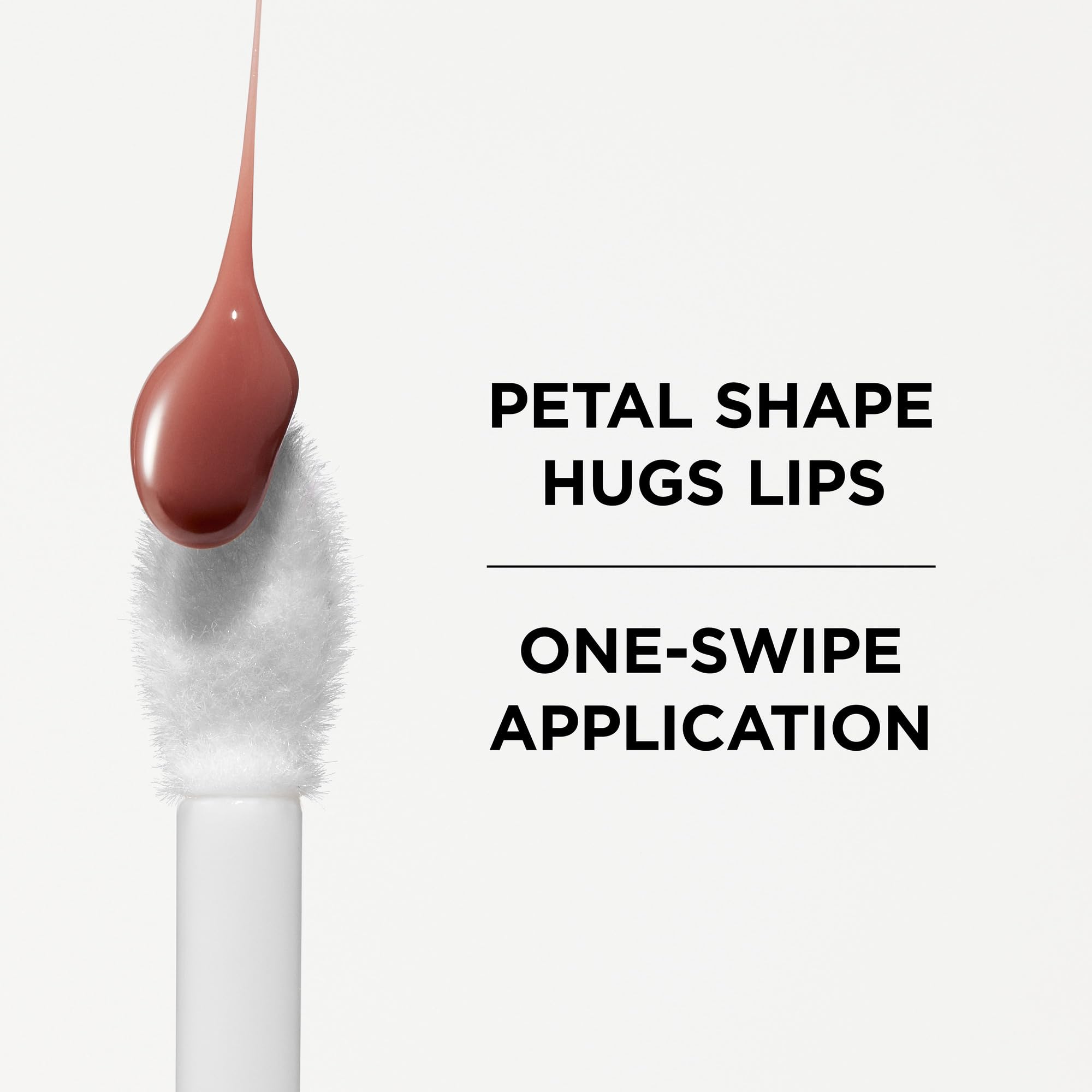 IT Cosmetics Confidence in a Serum Lip Gloss Self-Assured clear shimmer on lips