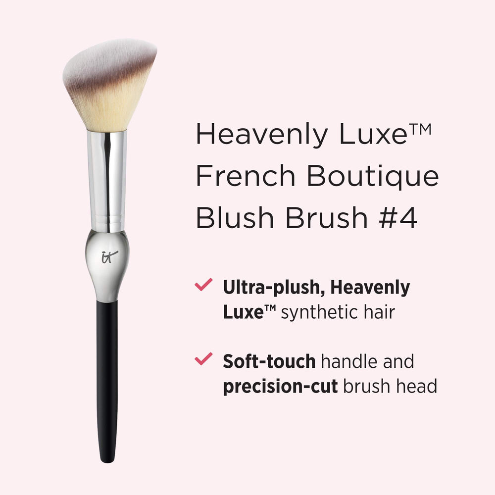 IT Cosmetics Heavenly Luxe brush close-up shows ultra-plush fibers for a soft finish