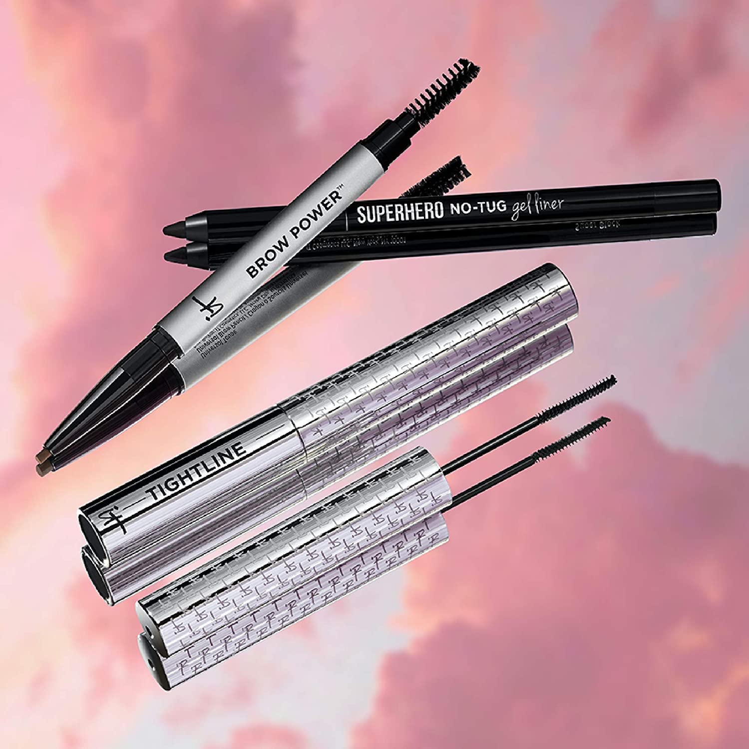 IT Cosmetics Tightline wand demonstrates lengthening effect on lashes.