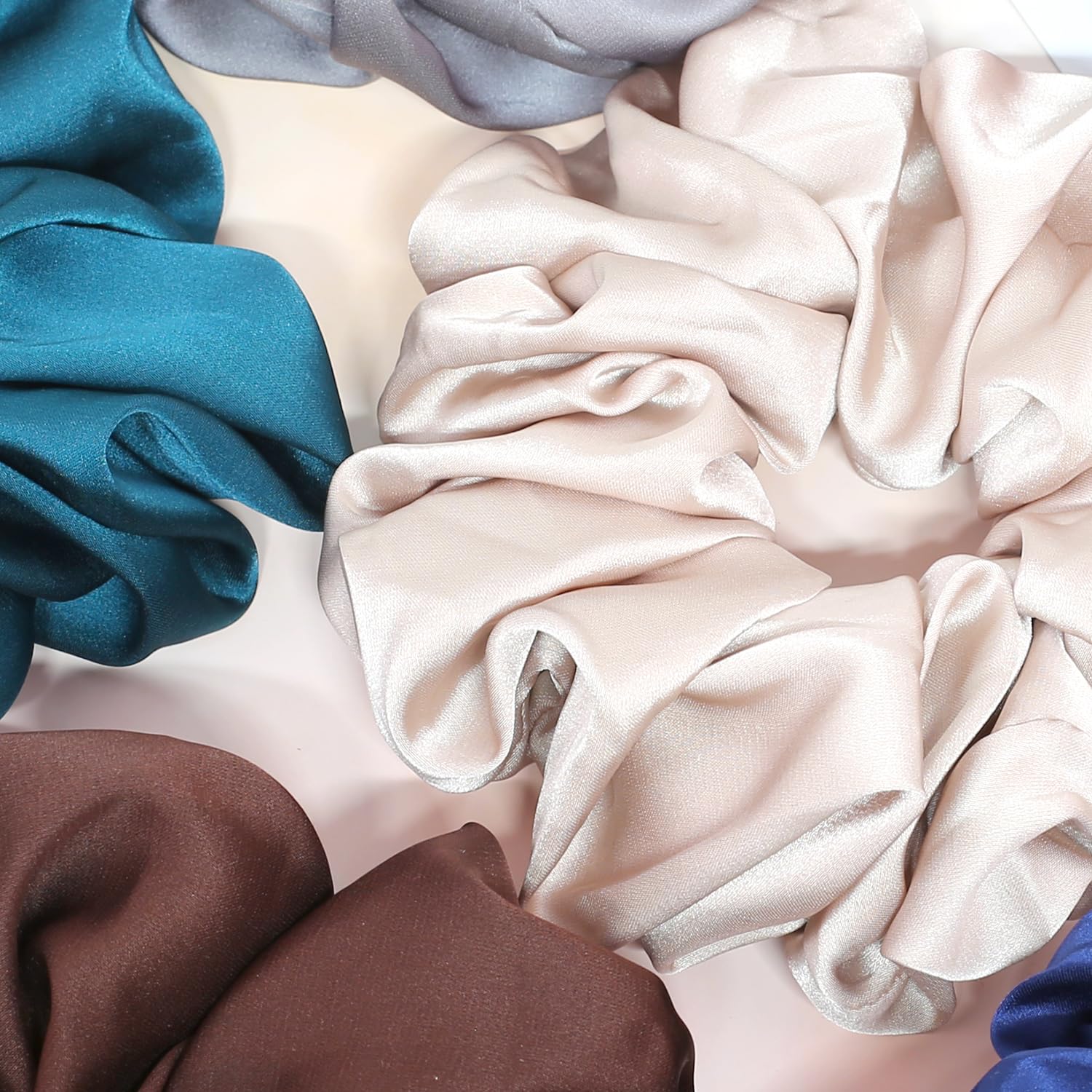 IVARYSS 6-inch wrap-around scrunchie demonstrated on thick ponytail for secure styling