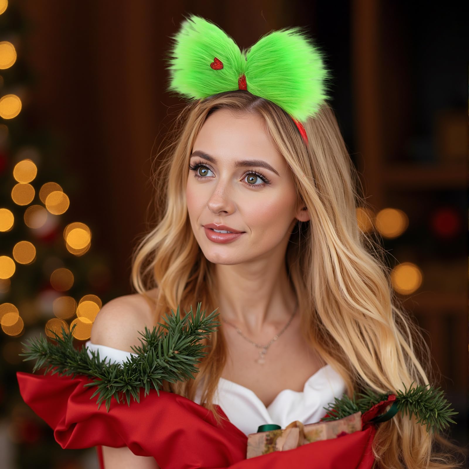 JiaDuo packaging of large green furry bow headband gift-ready