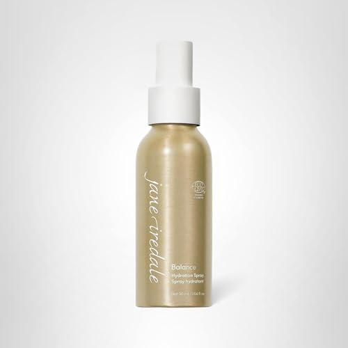Jane Iredale Balance Hydration Spray after use leaves a dewy, nourished look