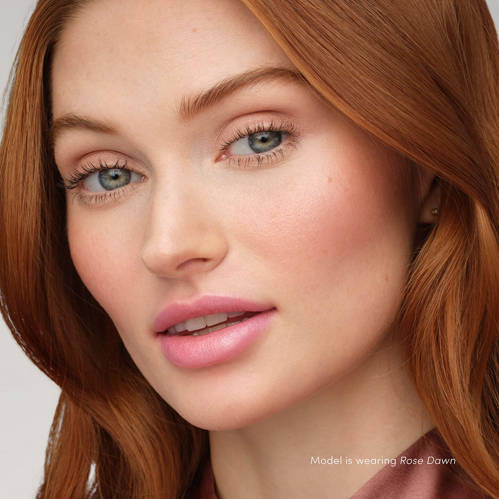 Jane Iredale PureBronze shimmer bronzer swatch 1 demonstrating blendable bronze shade.