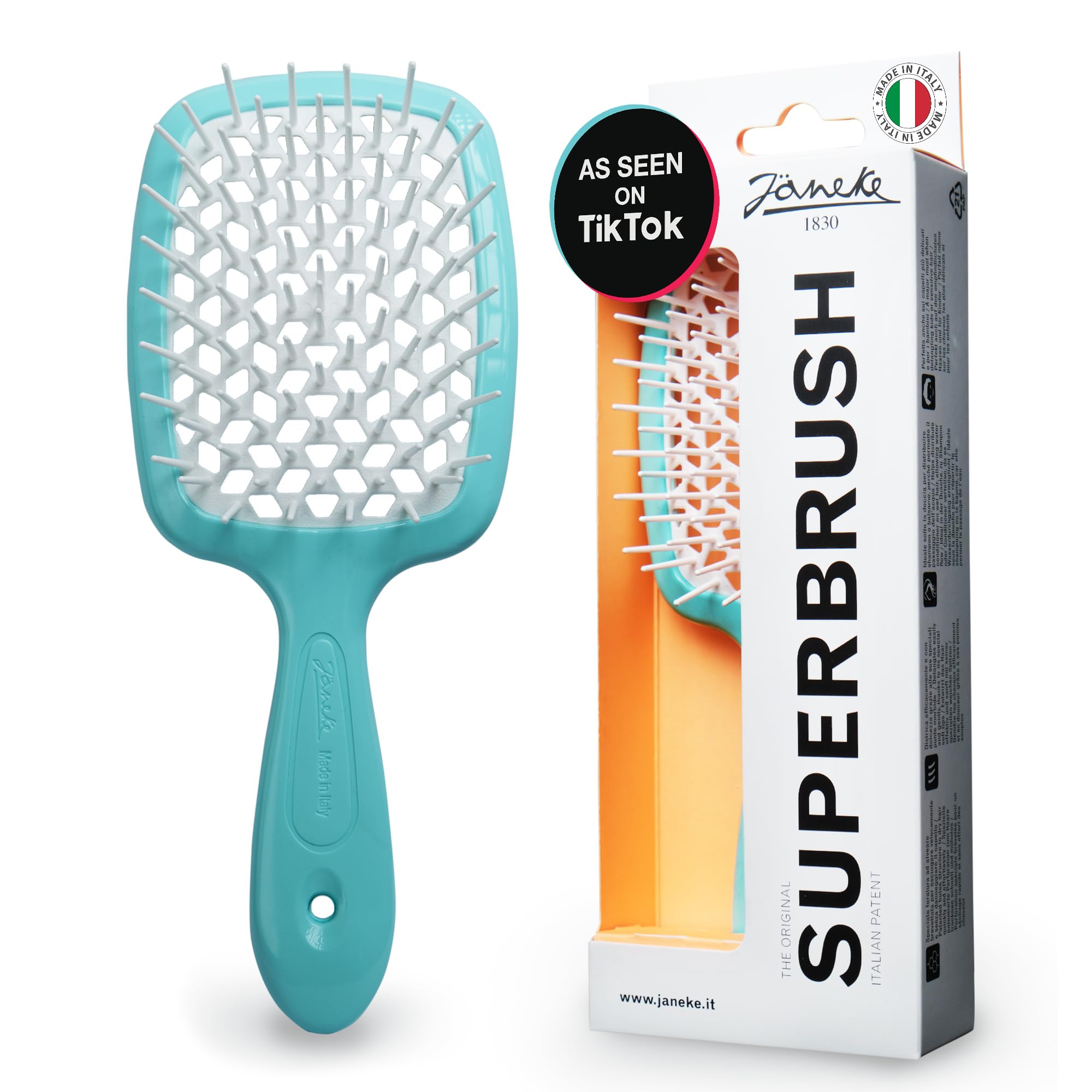 Janeke Original Superbrush bristles close-up for smooth detangling with less pulling.