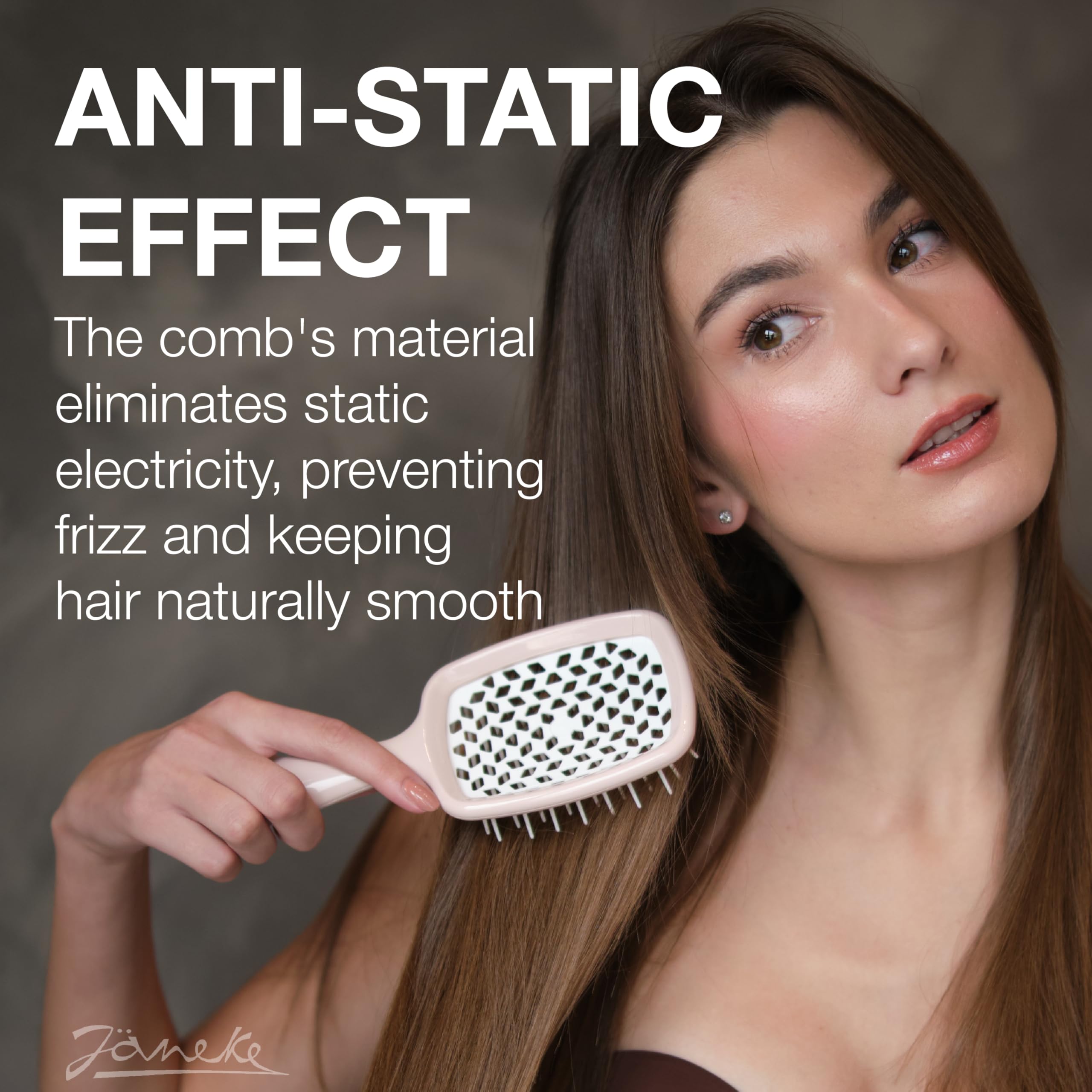 Janeke Superbrush anti-static material helps control flyaways