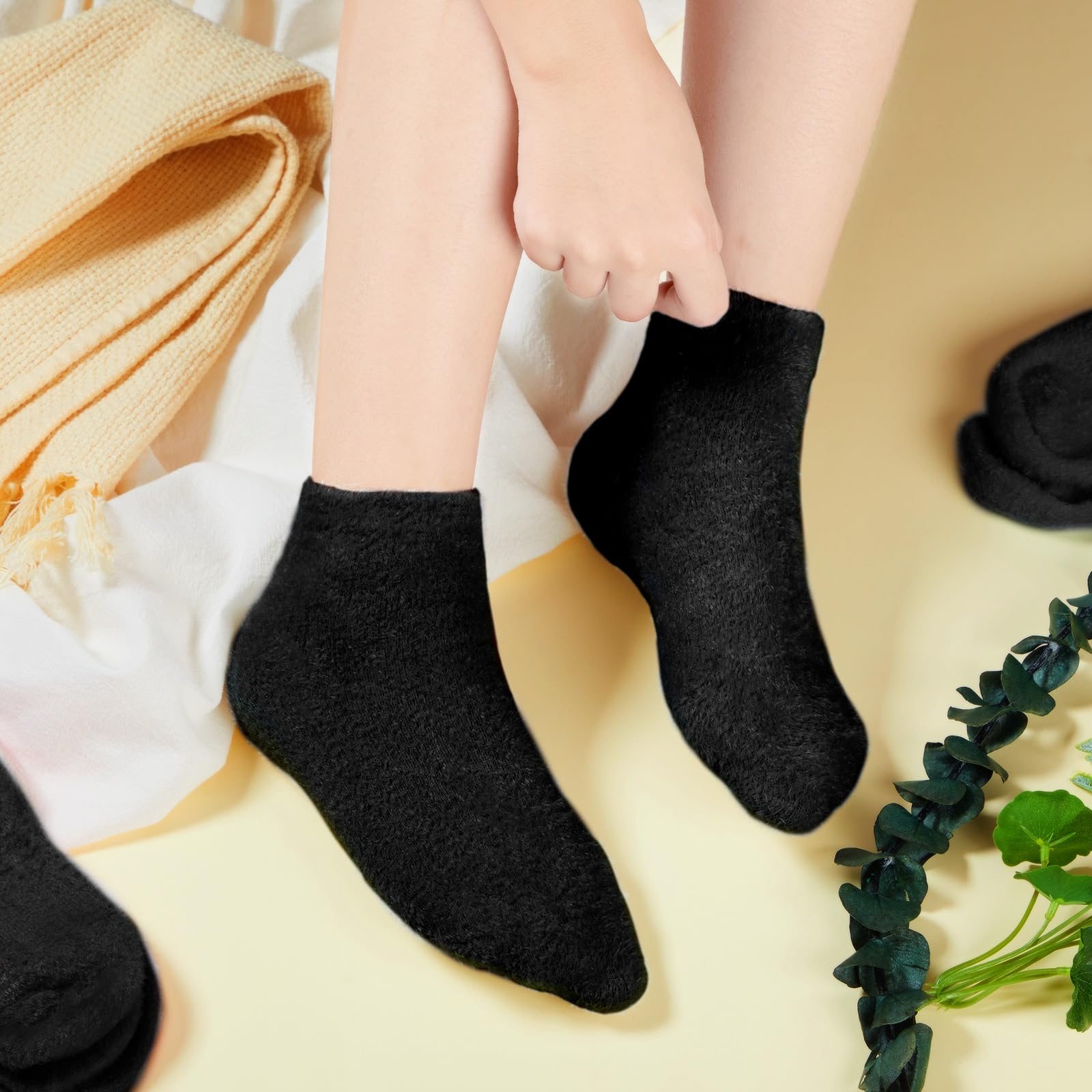Janmercy Aloe Socks black color for discreet spa wear