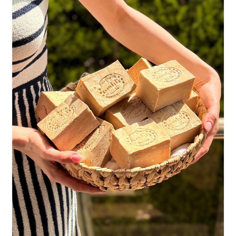 jatisse Aleppo soap pack 7oz closeup reveals natural oils and handmade tradition.