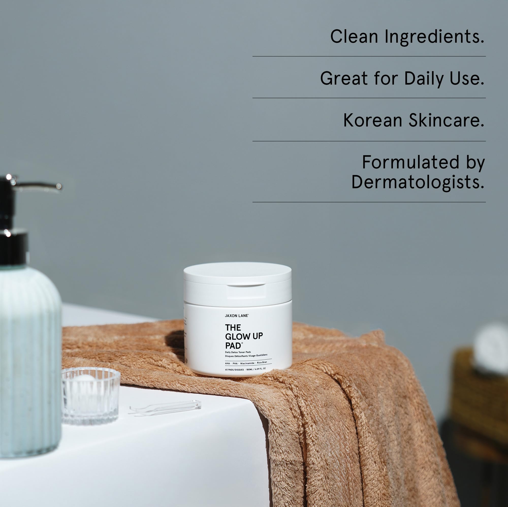 JAXON LANE Rice Toner Pads travel-friendly pack ideal for on-the-go skincare.