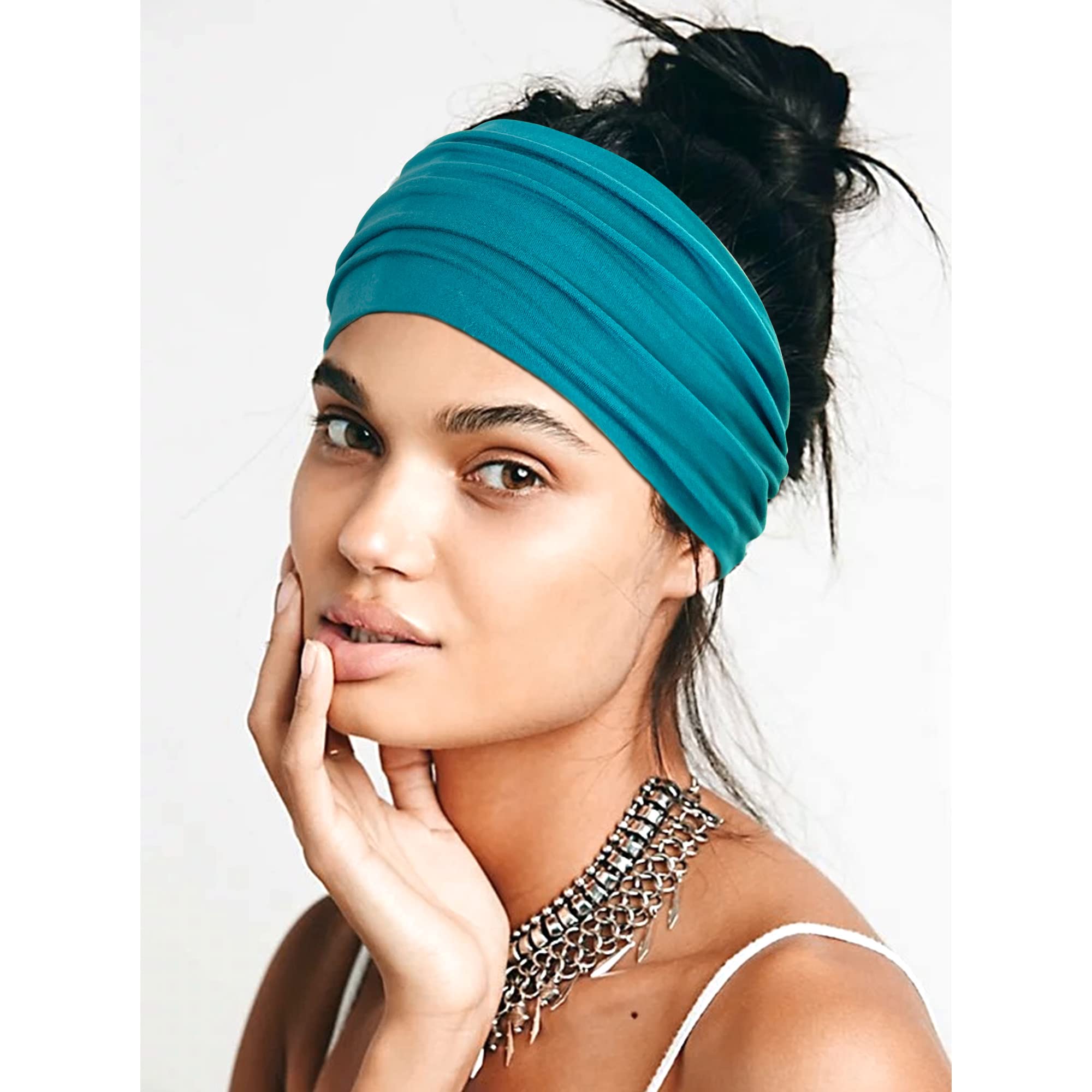 Jesries headbands secure non-slip stretch fit for active days.