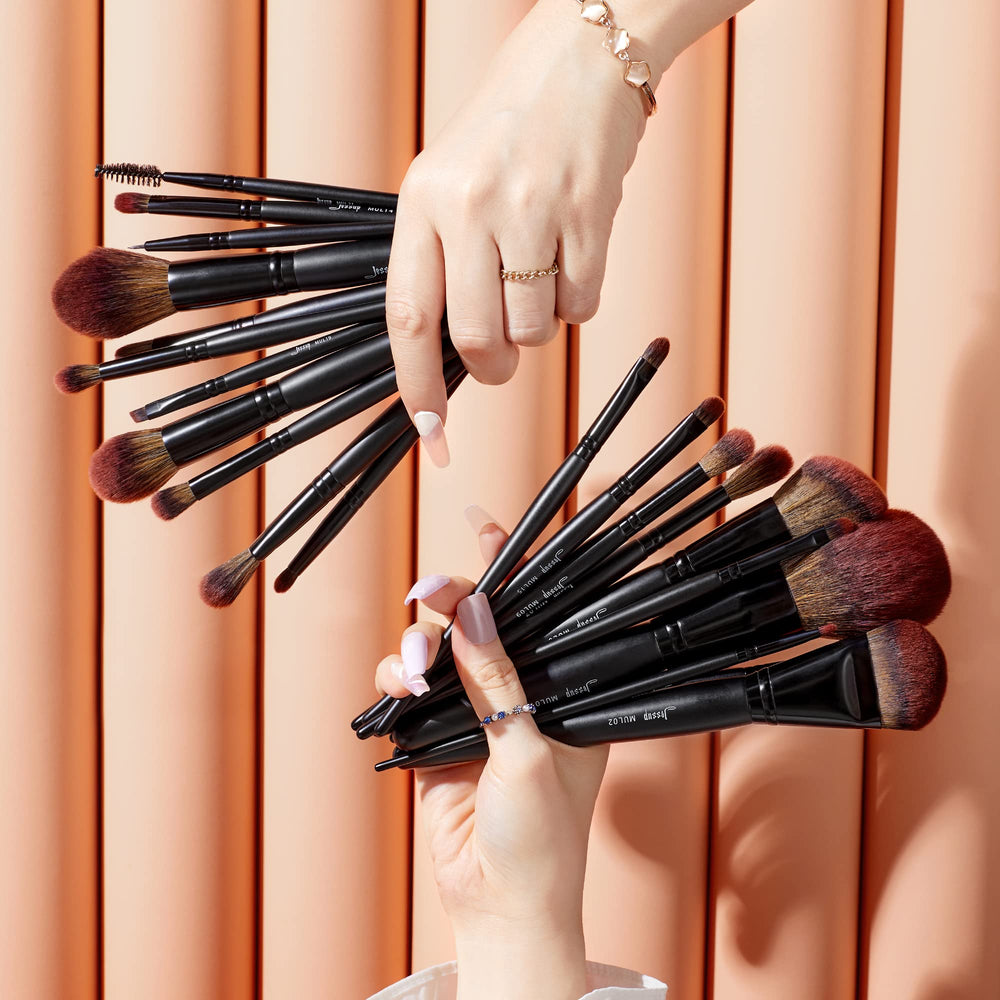 Jessup eyebrow and spoolie brush closeup for brow grooming and precise liner application.