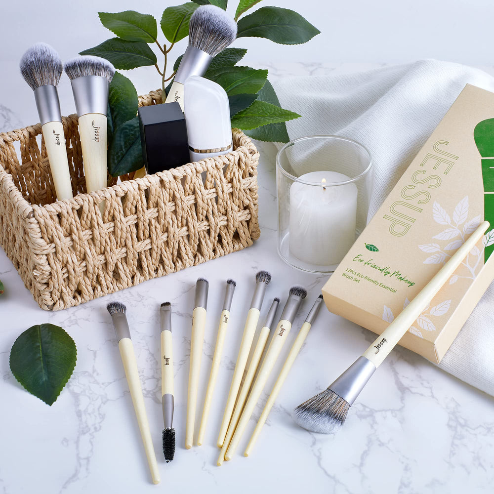 Jessup vegan makeup brush set eyeshadow brush for smooth color blend.