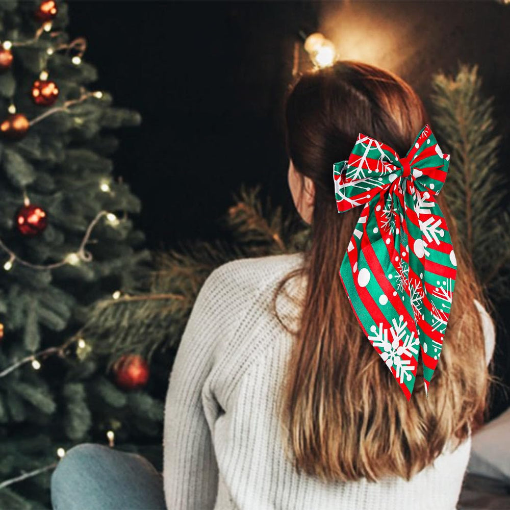 Jewemia satin finish bow clip feels smooth and adds subtle shine.
