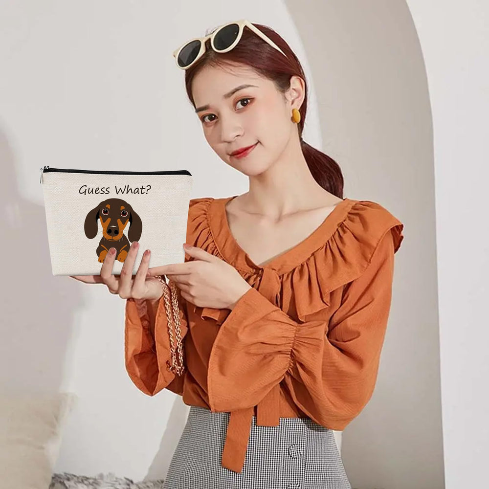 JFEHBFL dachshund gift packaging suggests a charming present for dog lovers.