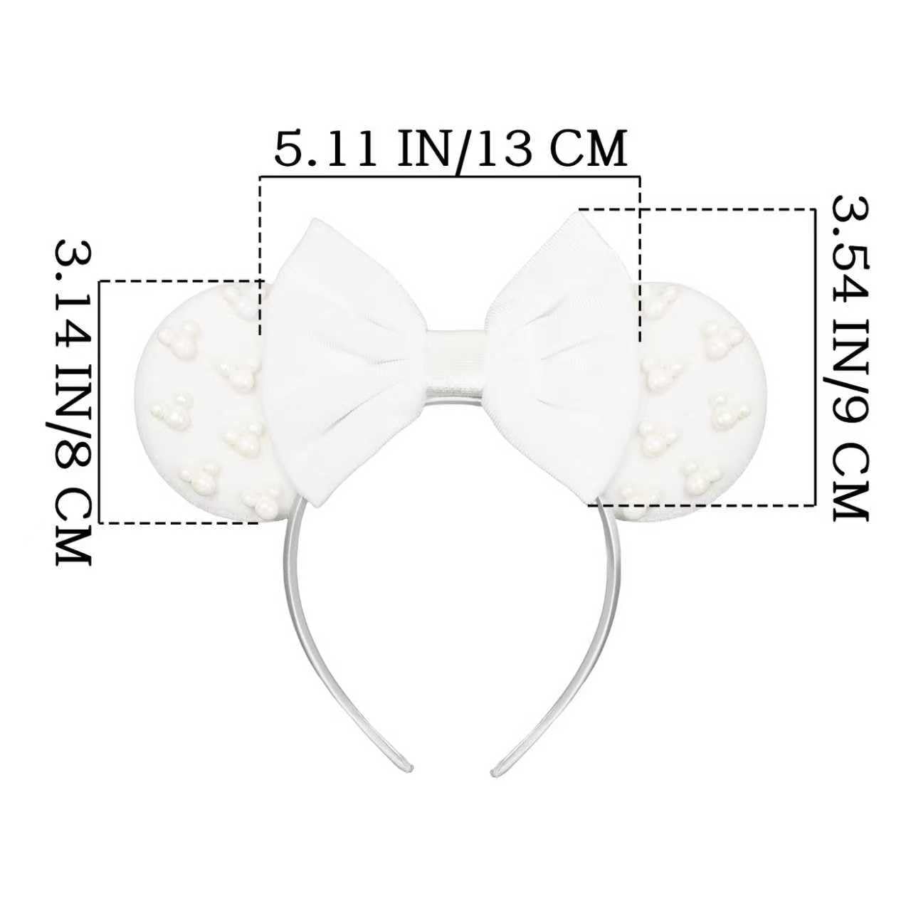 JIAHANG mouse ears beads and pearls close-up detail for festival looks.