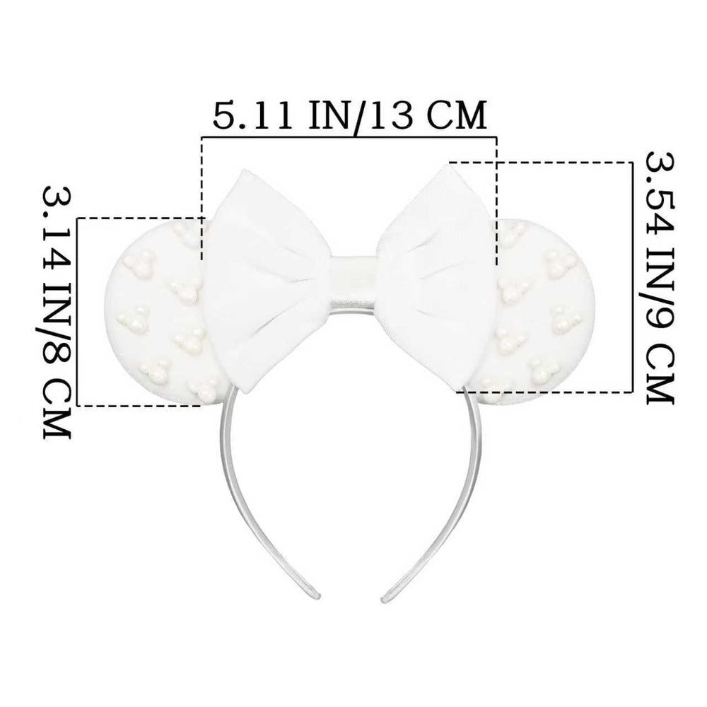 JIAHANG mouse ears beads and pearls close-up detail for festival looks.
