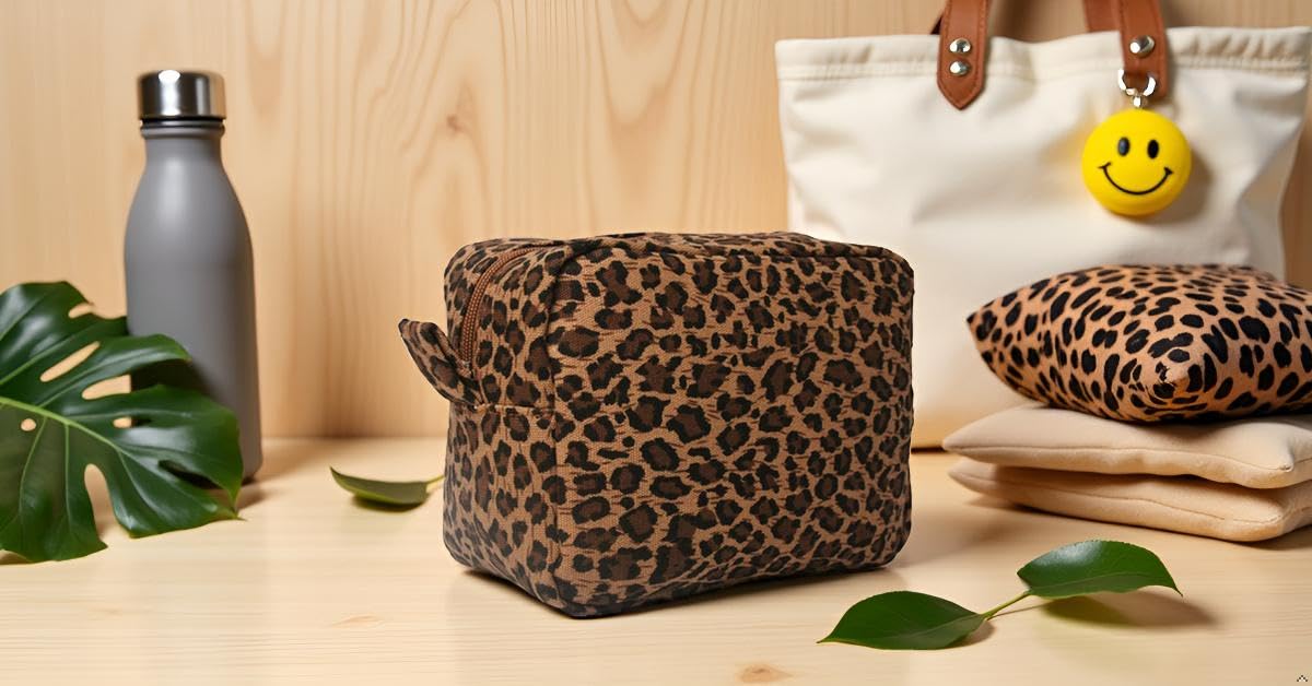 JIU HONG CHAO leopard canvas close-up showing durable waterproof material