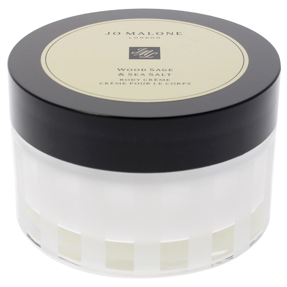 Jo Malone Wood Sage and Sea Salt bottle pump highlights quick, even coverage for daily hydration.
