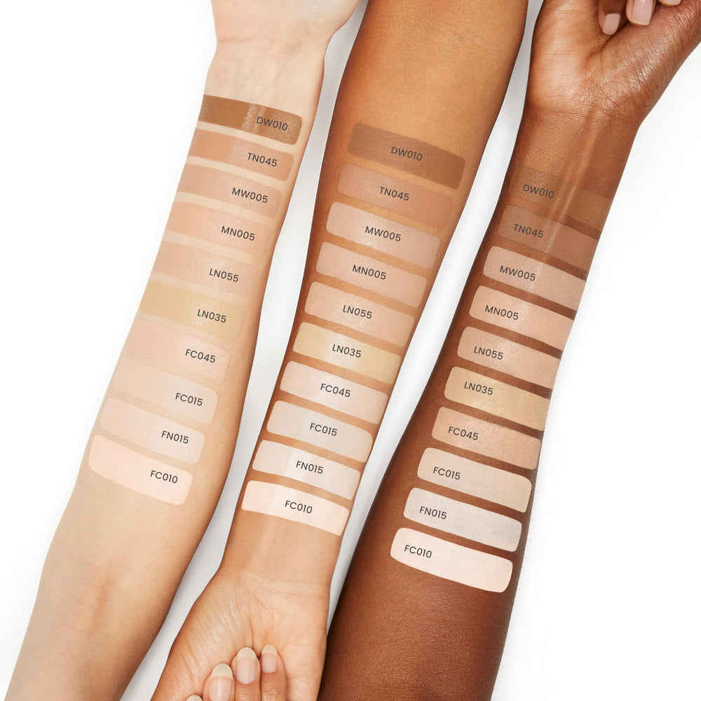 JOAH Perfect Complexion Concealer mature skin swatch shows crease-free finish