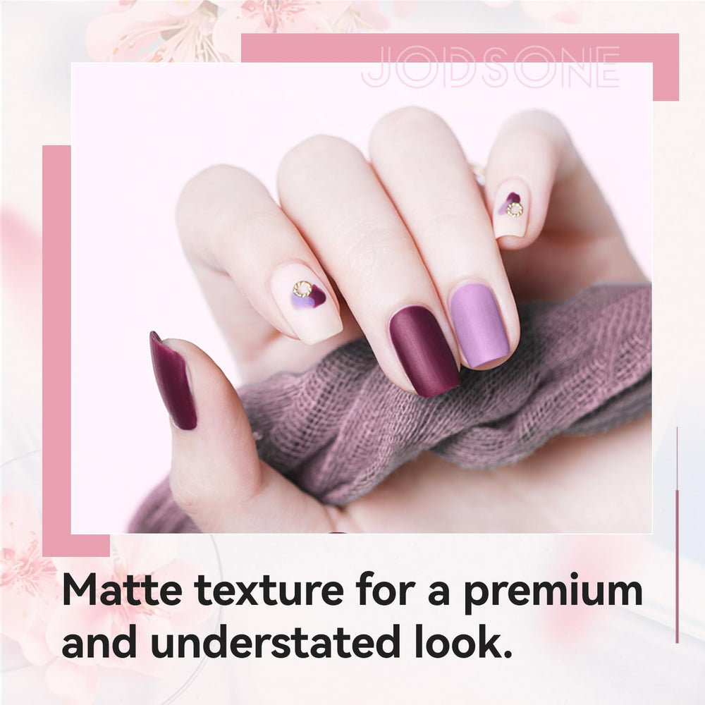 JODSONE soft brush ensures smooth, even application across nails.